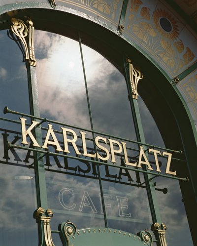 Karsplatz Cafe, built 1899 by Otto Wagner